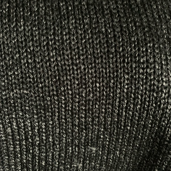 Gap Short Sleeve  Light weight Sweater. Size Large - Picture 8 of 13